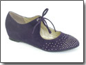 Туфли женские искусственные материалы
Артикул A105-29
Цвет: фиолетовый (белый)
Материал верха: замша
